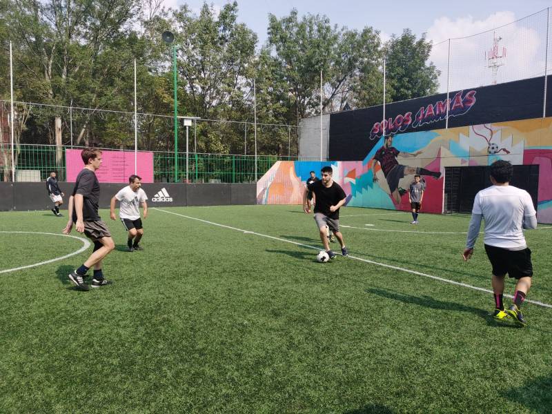 Retas dominicales en Cancha Constituyentes